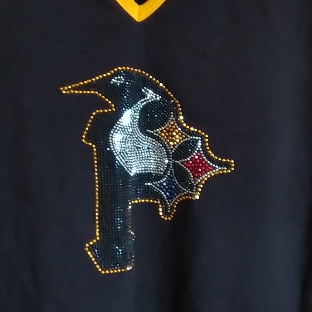 MARVEL FASHIONS LONG SLEEVE TEE... EUC